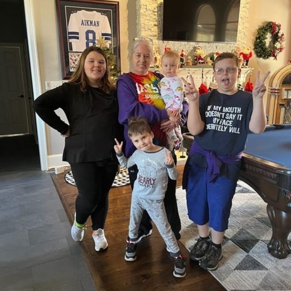 Meet your Posher, Rita - Picture 1 of 1